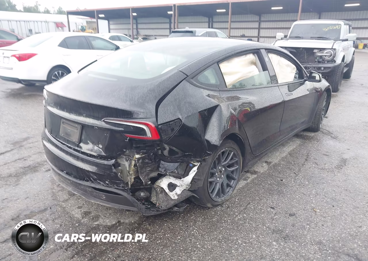 2026 Tesla Model 3 Premium Rear-Wheel Drive-Rear-Wheel Drive VIN:5YJ3E1EA7TF117831 - 4
