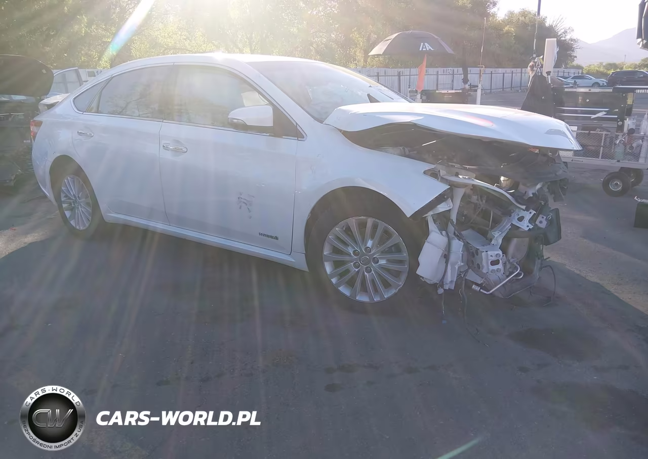 2015 Toyota Avalon Hybrid Limited