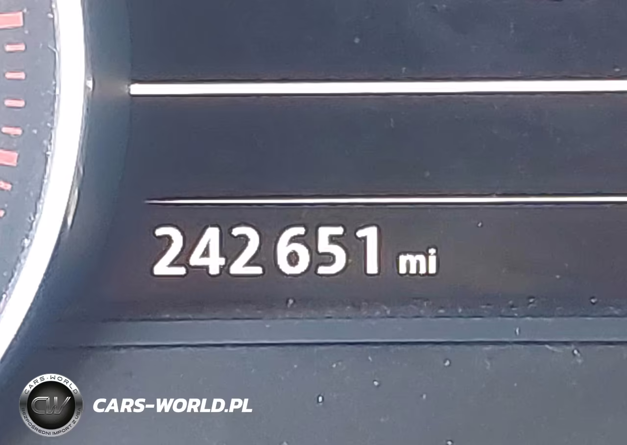 2014 Volkswagen Touareg 3.6L Sport VIN:WVGEF9BP5ED005483 - 15