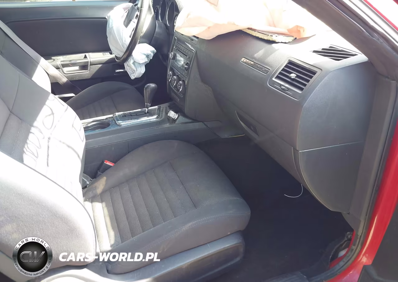 2013 Dodge Challenger Sxt VIN:2C3CDYAG8DH581541 - 5