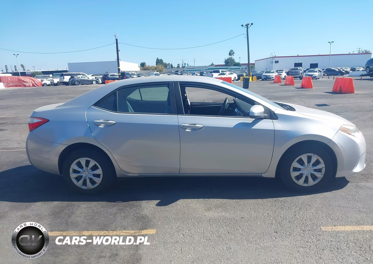 2015 Toyota Corolla L VIN:5YFBURHE8FP363498 - 13