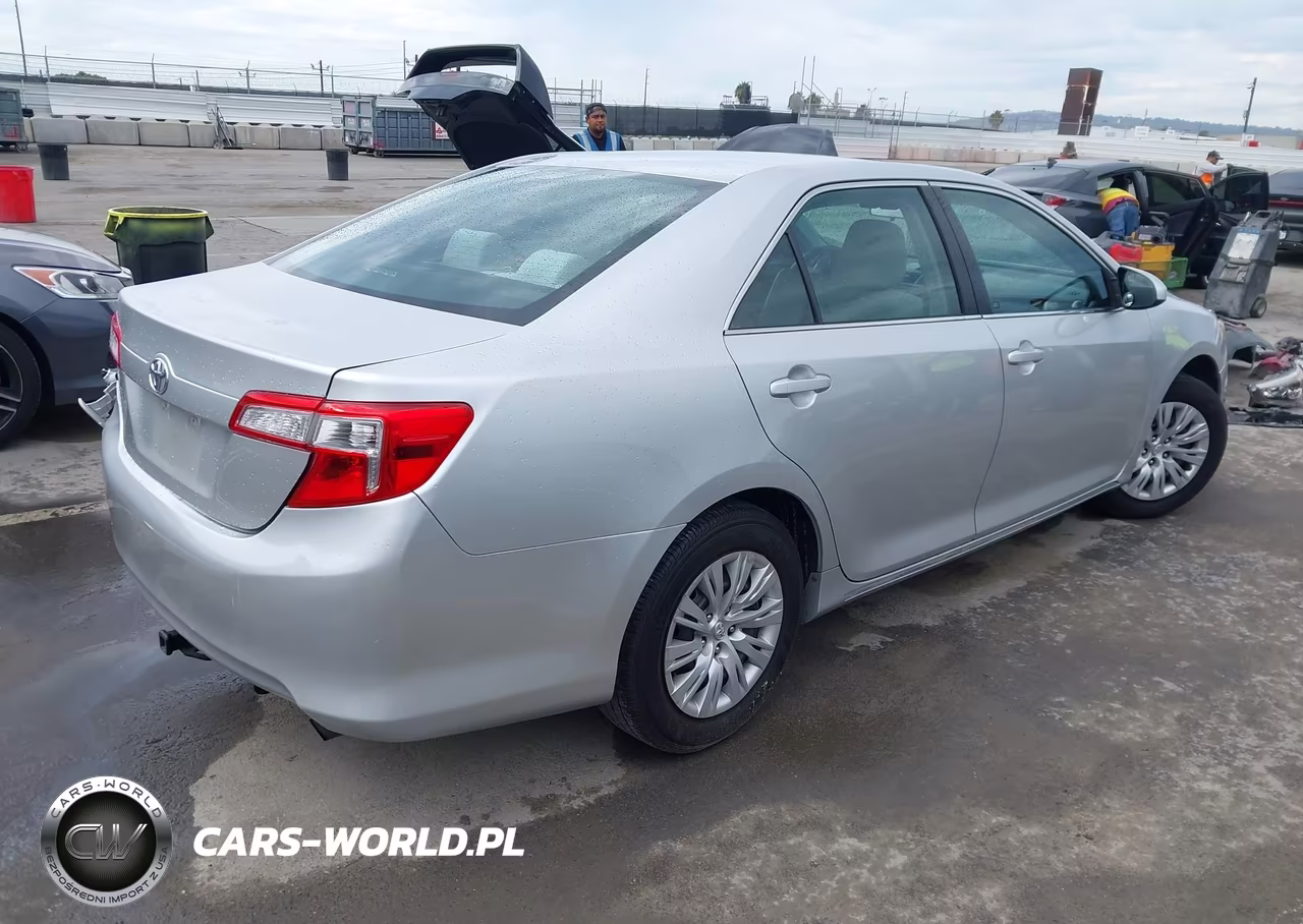 2012 Toyota Camry Le VIN:4T4BF1FK6CR160761 - 4