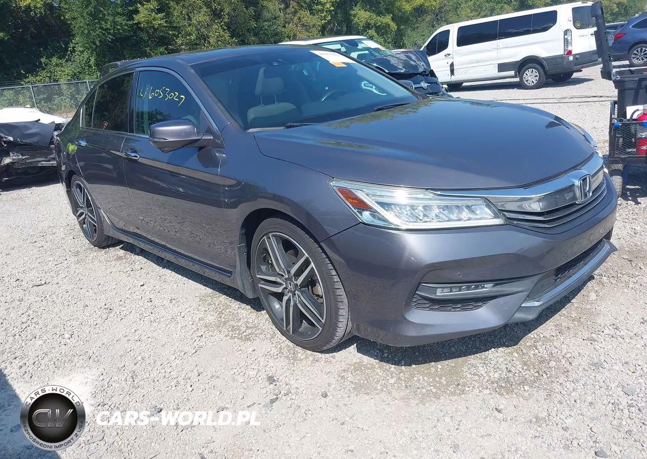 2017 Honda Accord Touring V6 – zdjęcie 1 z 15