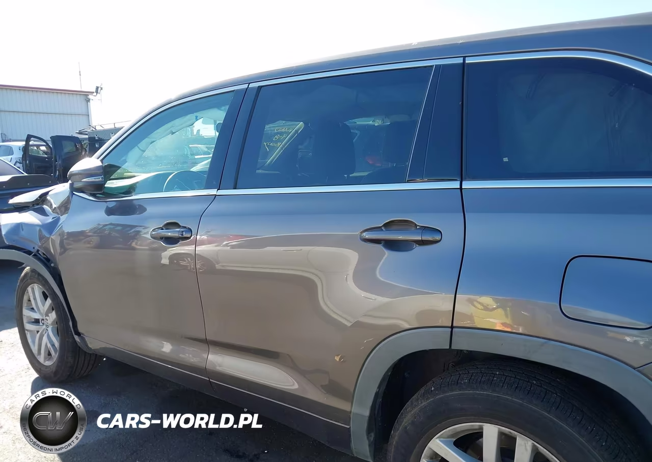 2016 Toyota Highlander Le VIN:5TDZARFH3GS020661 - 16