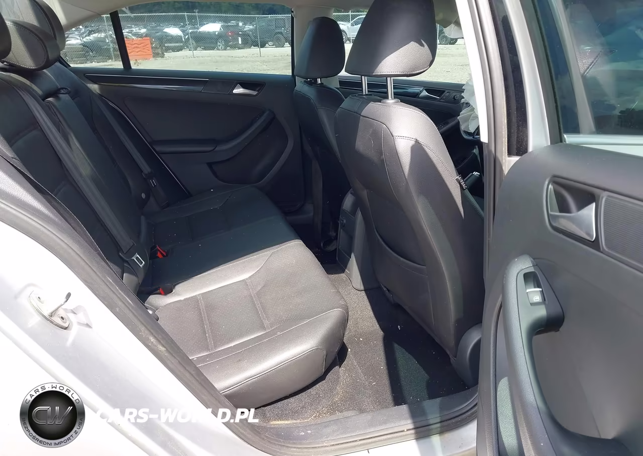 2016 Volkswagen Jetta 1.8T Sel VIN:3VWL07AJ9GM356318 - 8