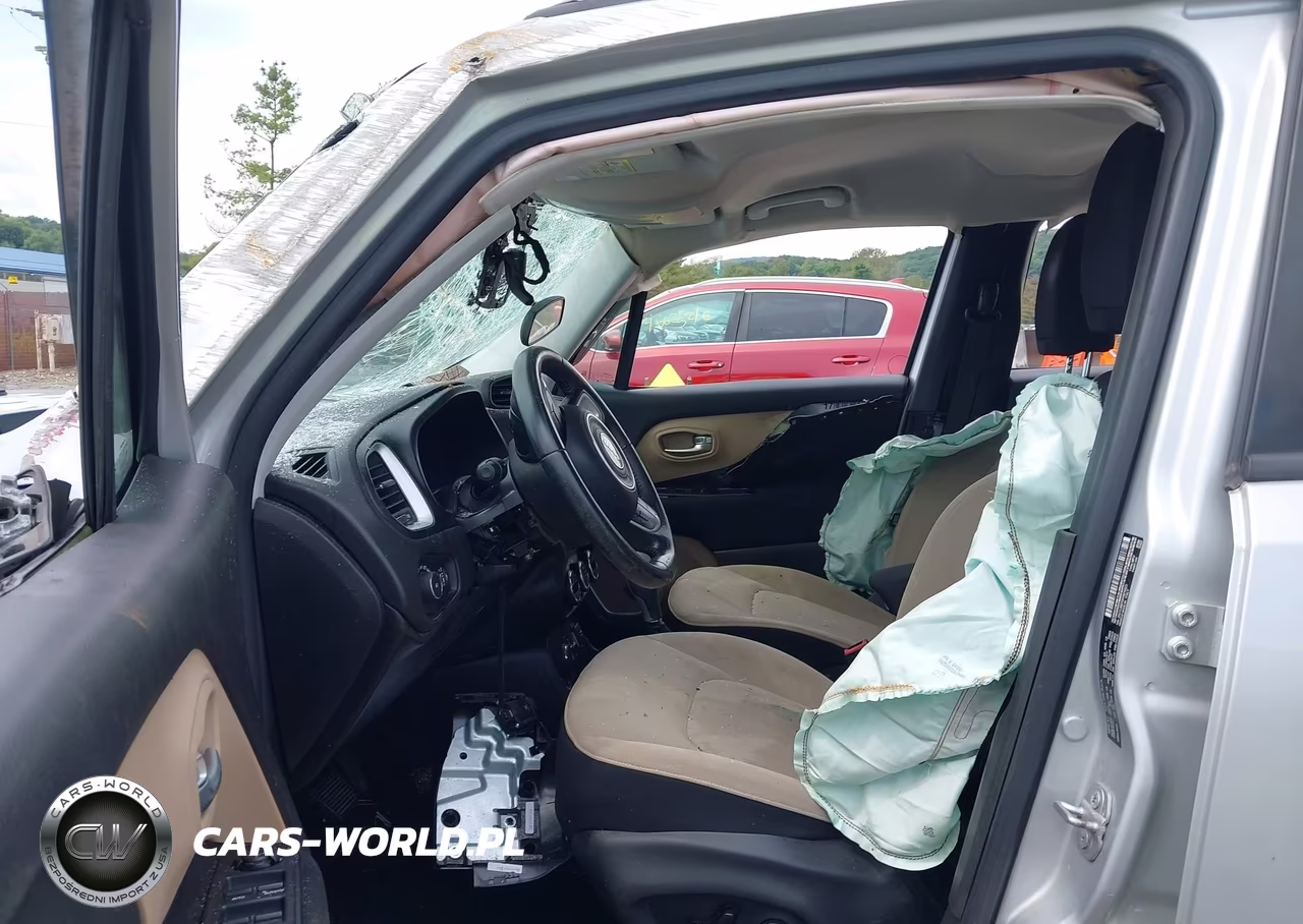JEEP RENEGADE L VIN:ZACCJBBT0FPB70823 - 5