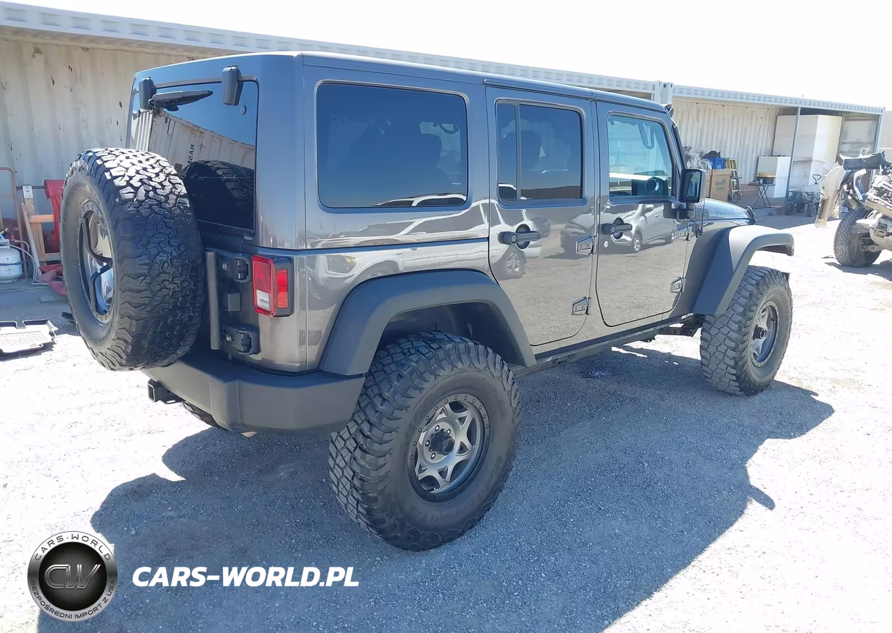 2017 Jeep Wrangler Unlimited Rubicon 4X4 VIN:1C4BJWFG8HL646376 - 4