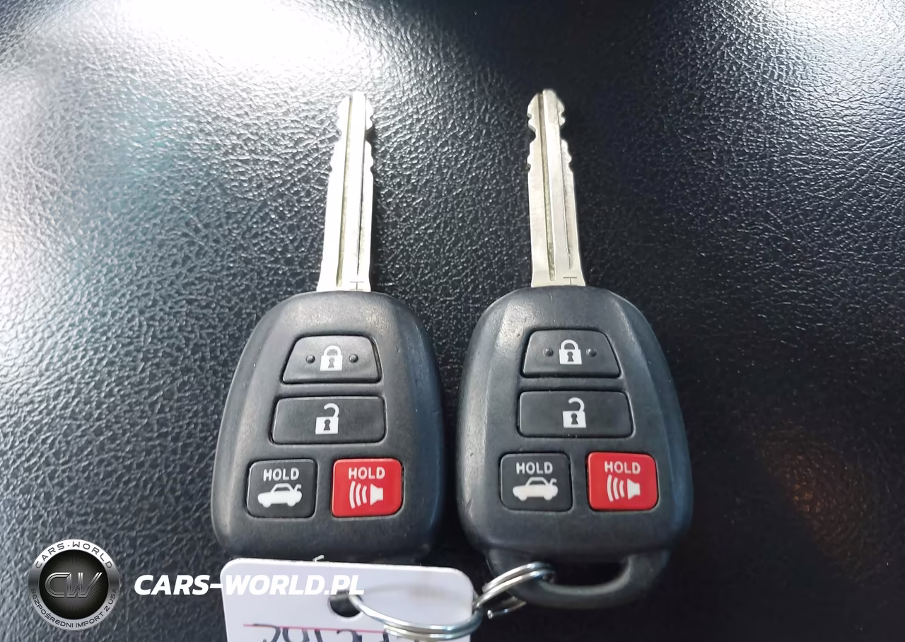 2015 Toyota Camry Le VIN:4T4BF1FK6FR470249 - 11