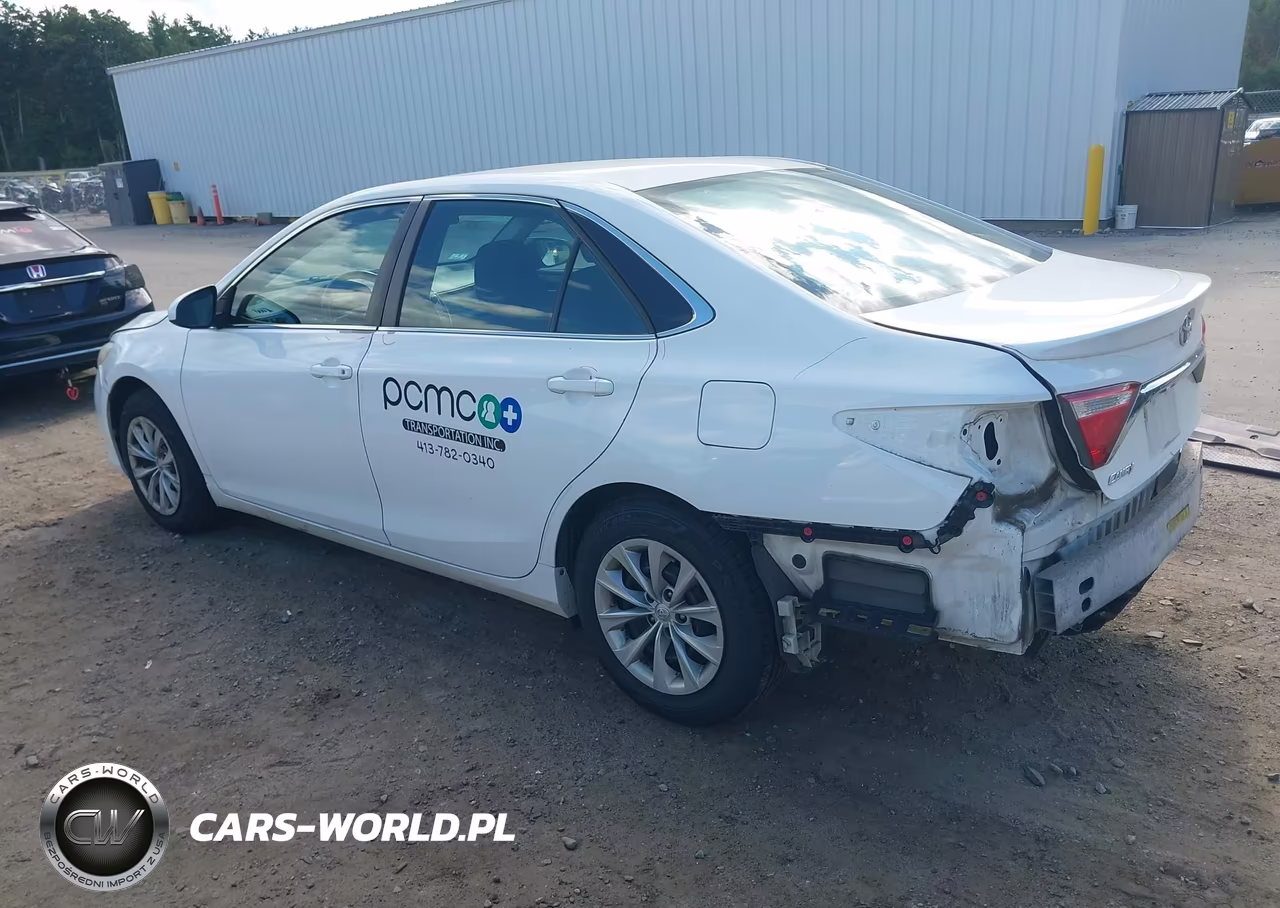 2015 Toyota Camry Le VIN:4T4BF1FK6FR470249 - 3