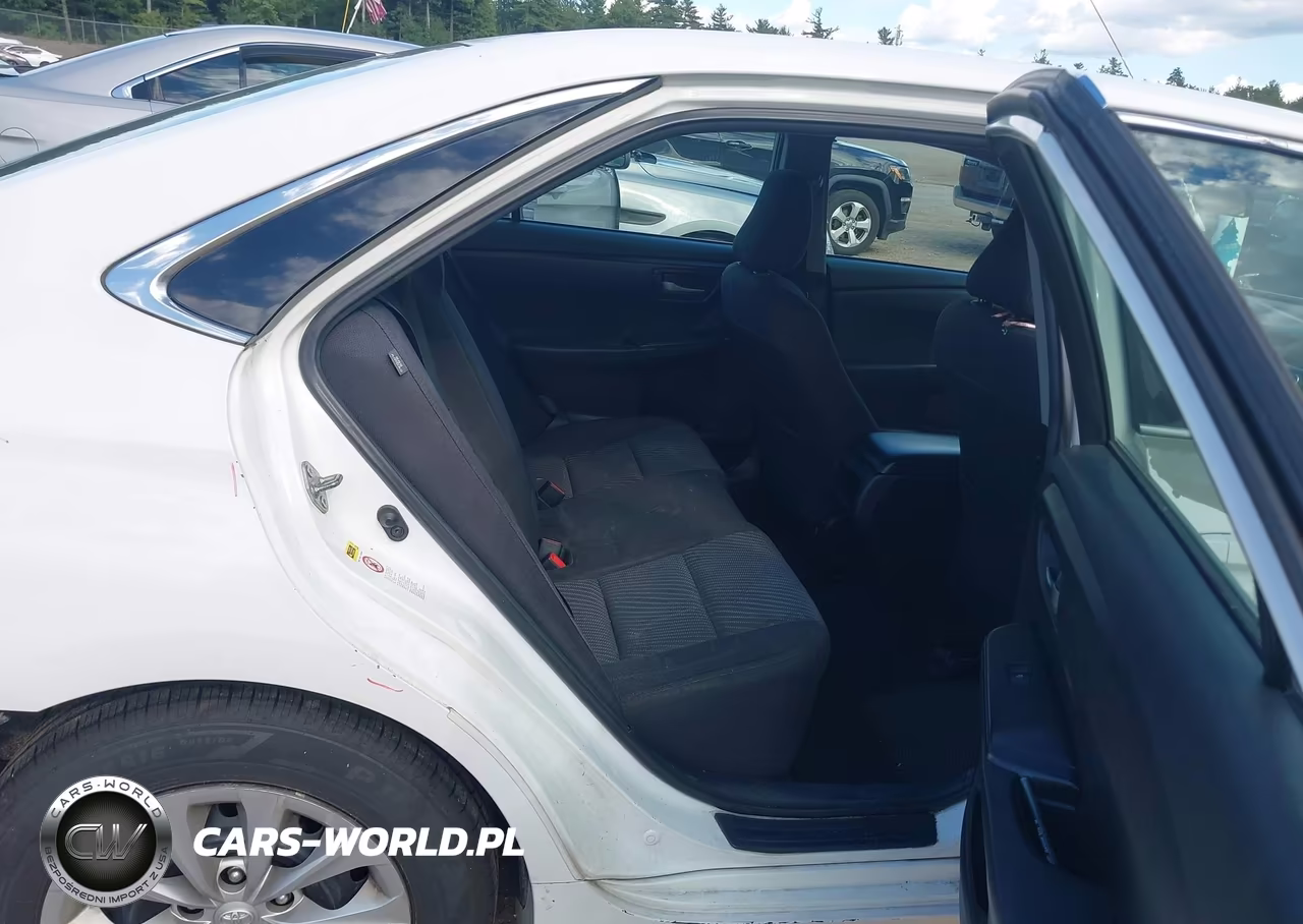 2015 Toyota Camry Le VIN:4T4BF1FK6FR470249 - 8