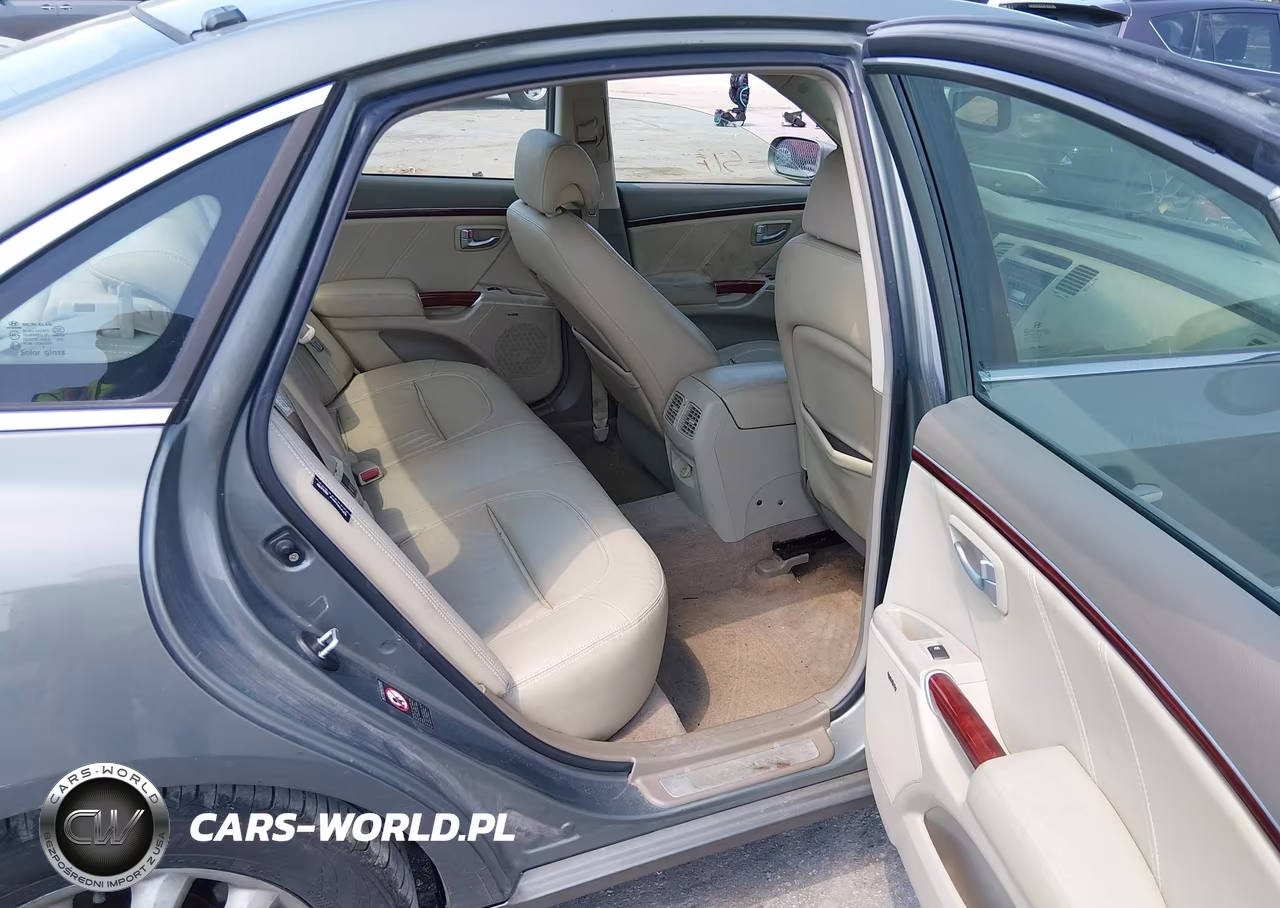 2008 Hyundai Azera Limited VIN:KMHFC46F48A286523 - 8