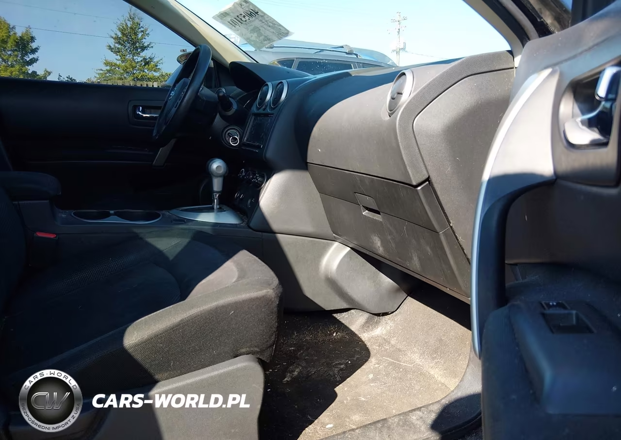 2012 Nissan Rogue S VIN:JN8AS5MTXCW282329 - 5