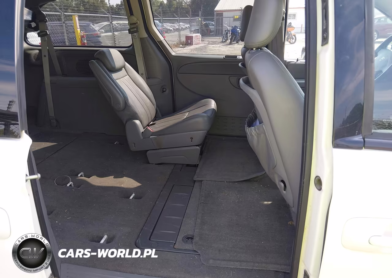 2007 Dodge Grand Caravan Sxt VIN:2D4GP44L17R270508 - 8