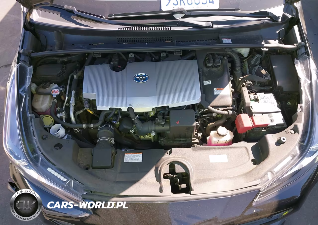 2021 Toyota Prius Xle VIN:JTDKAMFU5M3135549 - 10