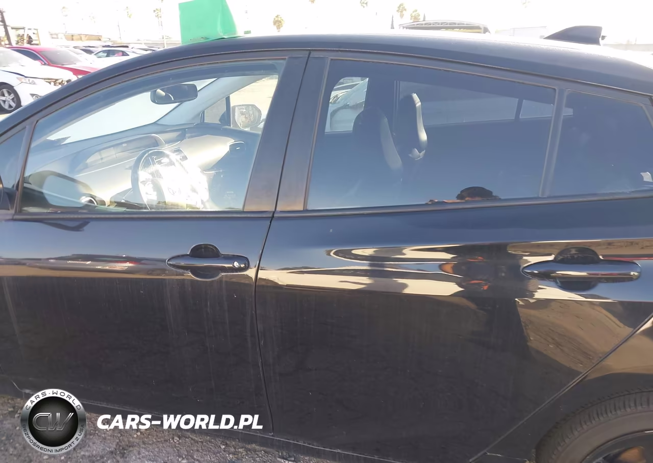 2021 Toyota Prius Xle VIN:JTDKAMFU5M3135549 - 15