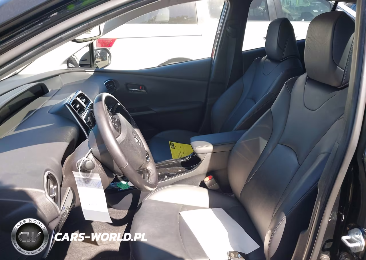 2021 Toyota Prius Xle VIN:JTDKAMFU5M3135549 - 19