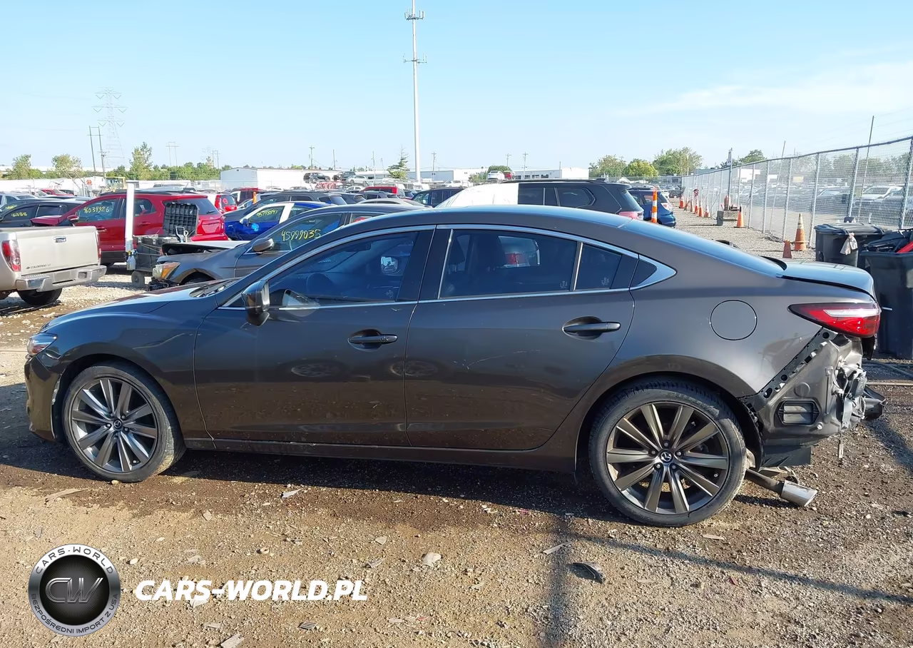 2018 Mazda Mazda6 Touring VIN:JM1GL1VM4J1330002 - 15