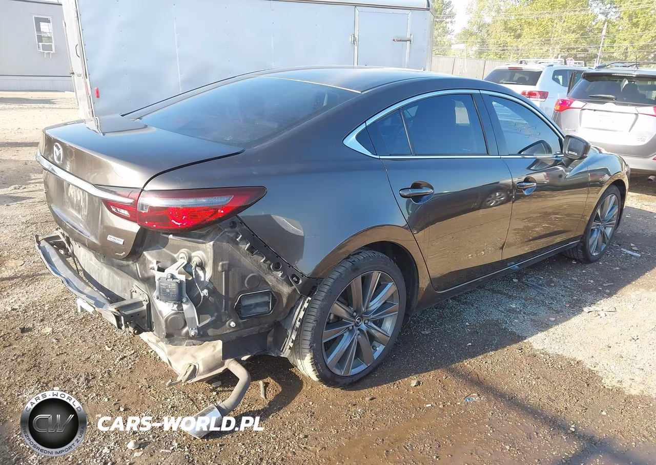 2018 Mazda Mazda6 Touring VIN:JM1GL1VM4J1330002 - 4