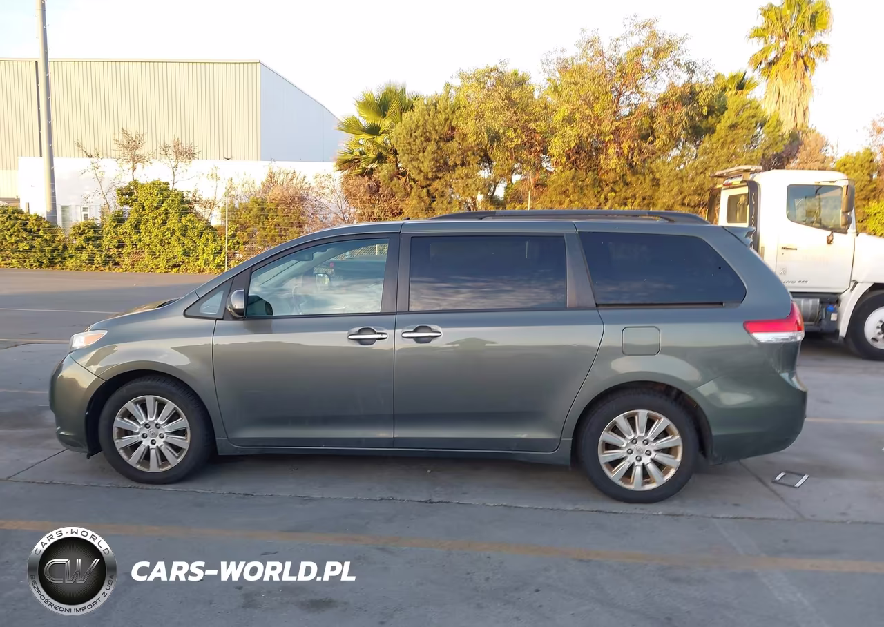 2012 Toyota Sienna Limited 7 Passenger VIN:5TDDK3DC0CS035673 - 14
