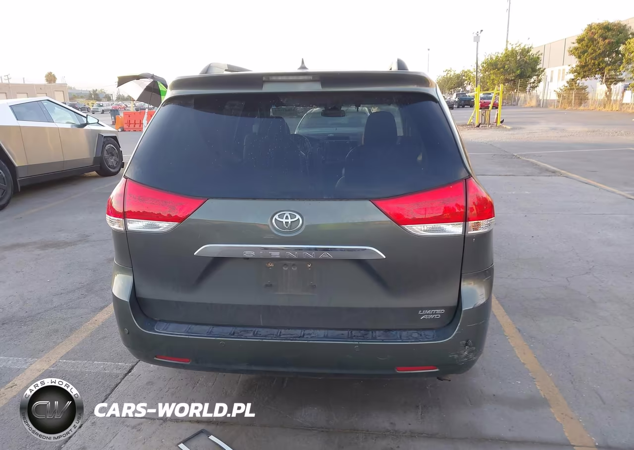 2012 Toyota Sienna Limited 7 Passenger VIN:5TDDK3DC0CS035673 - 16