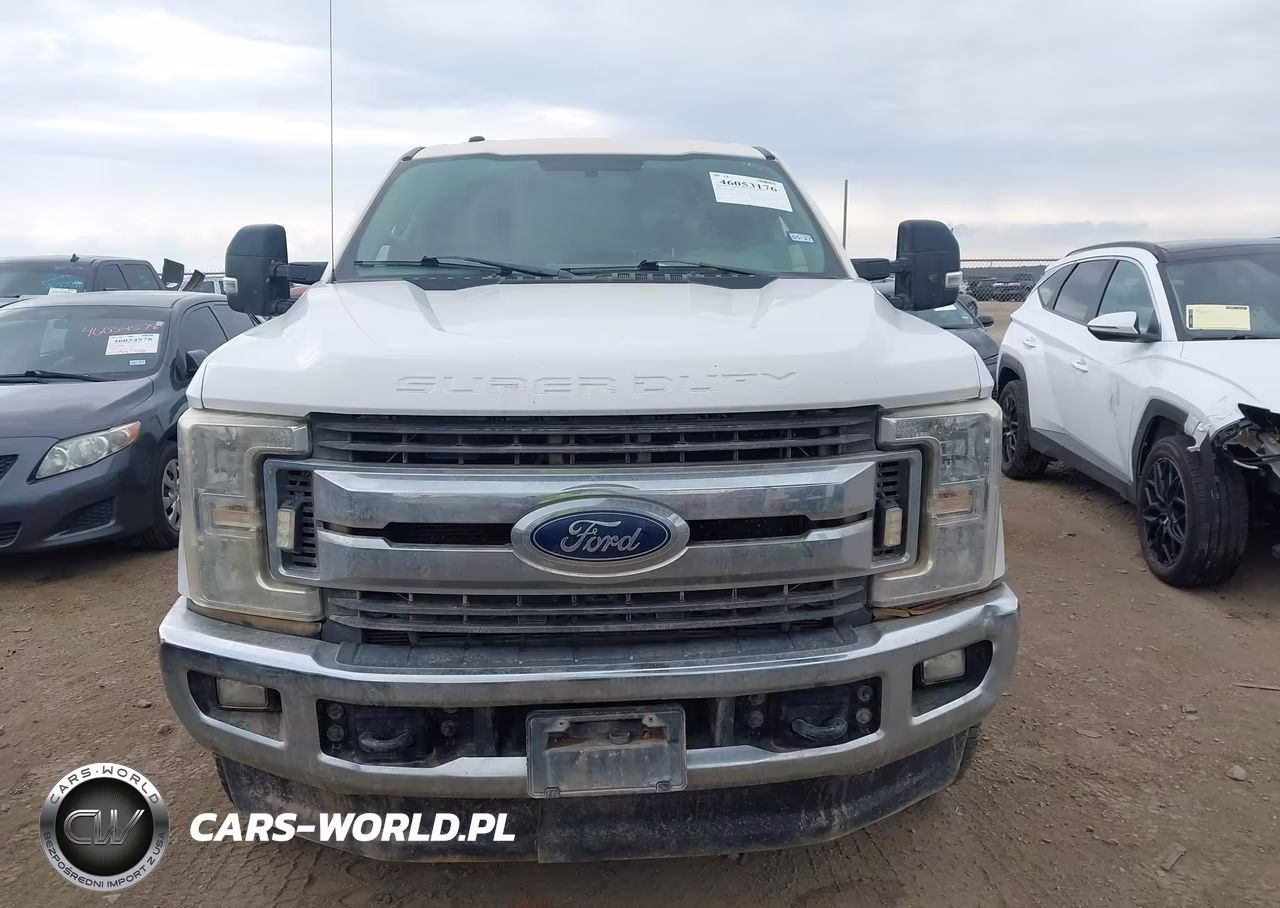 2018 Ford F-250 Xlt VIN:1FT7W2BT8JEB09987 - 12