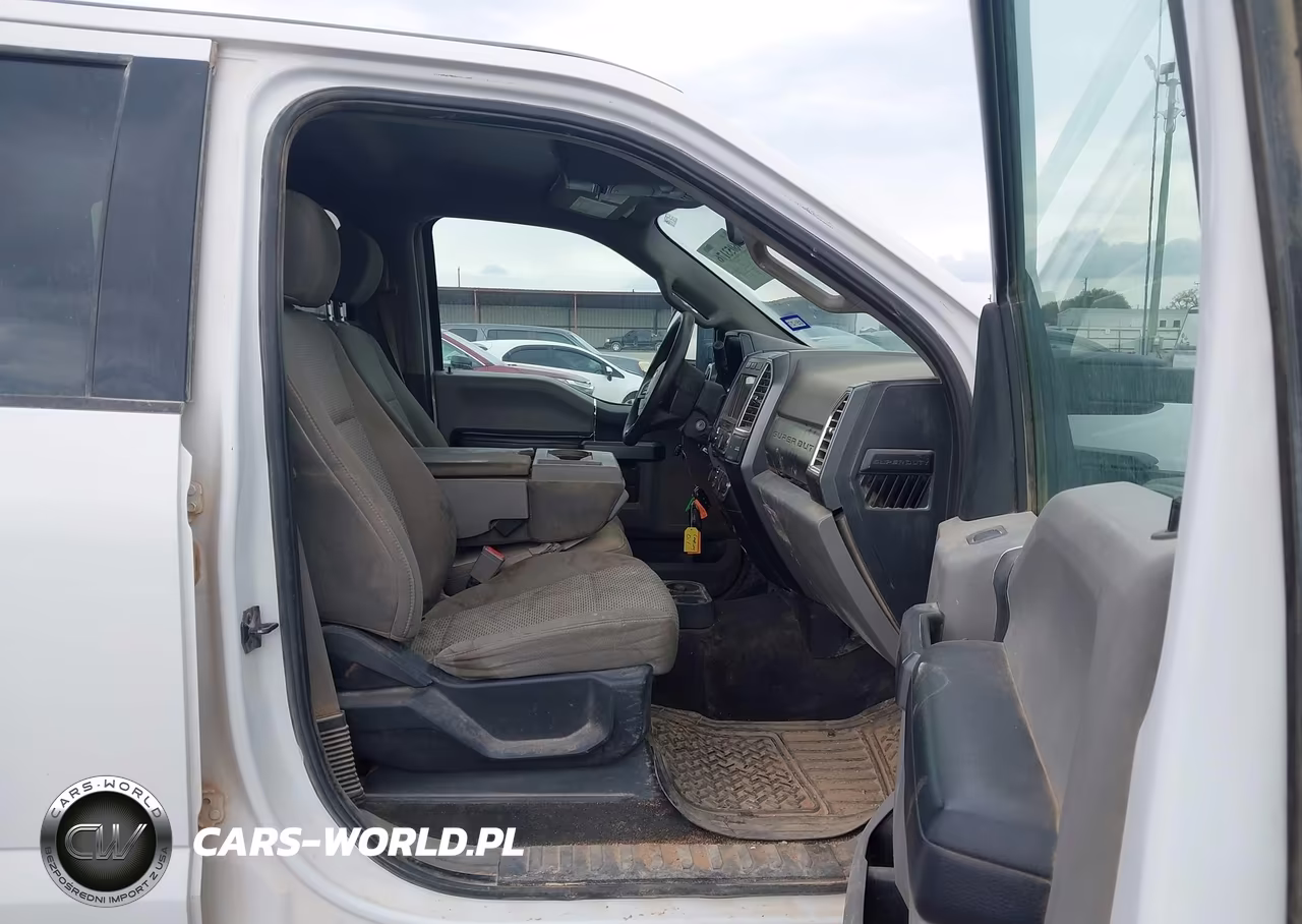 2018 Ford F-250 Xlt VIN:1FT7W2BT8JEB09987 - 5