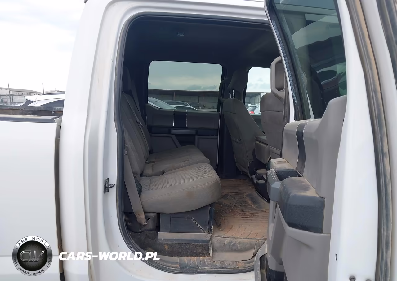 2018 Ford F-250 Xlt VIN:1FT7W2BT8JEB09987 - 8