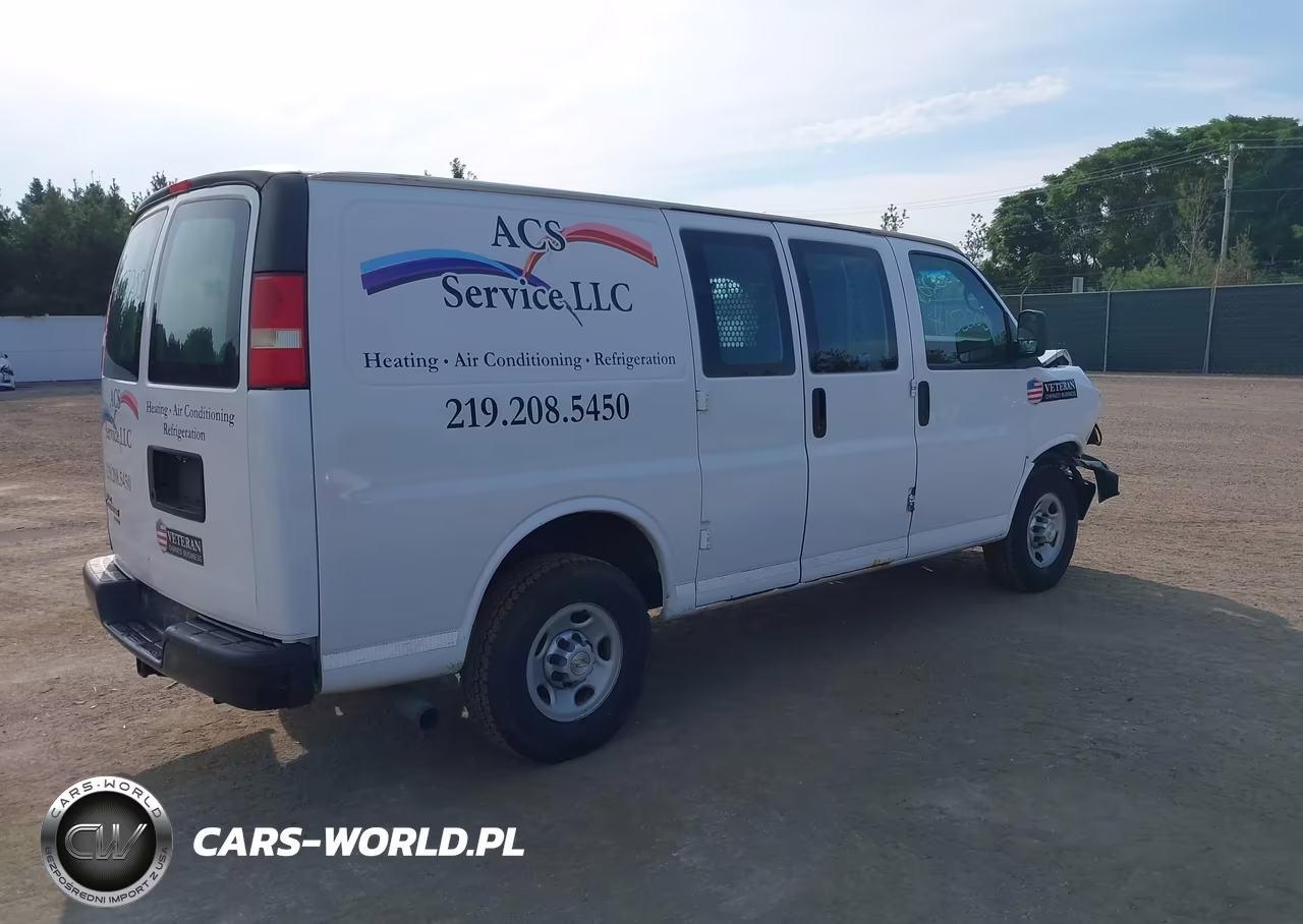 2014 Chevrolet Express 2500 Work Van VIN:1GCWGFBA3E1207319 - 4