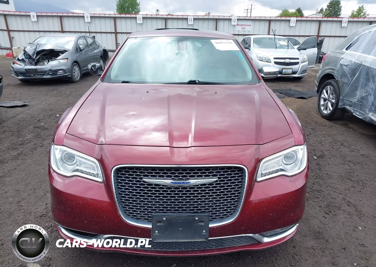 2019 Chrysler 300 Limited VIN:2C3CCAEG2KH568608 - 12