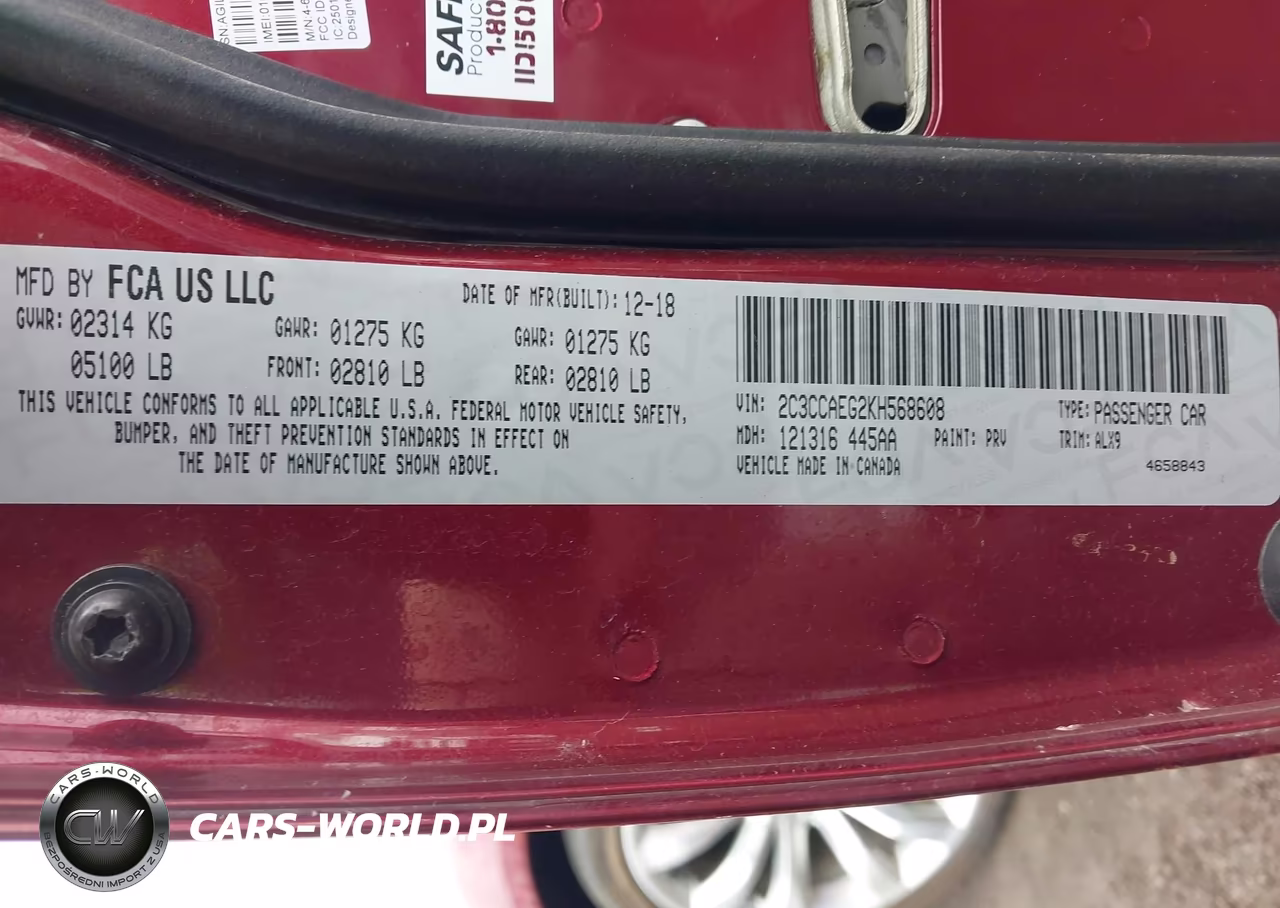 2019 Chrysler 300 Limited VIN:2C3CCAEG2KH568608 - 9