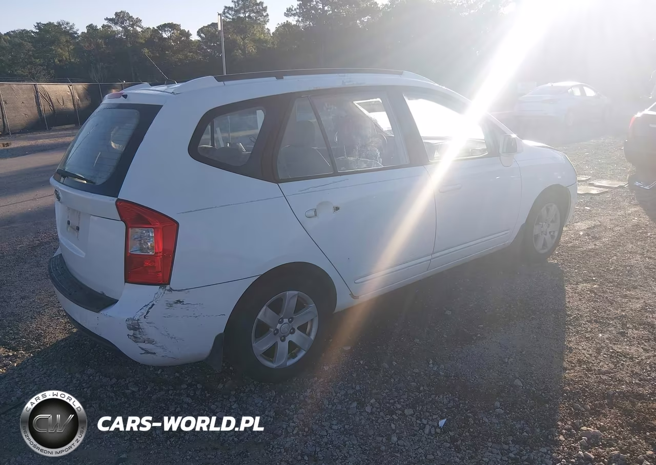 2007 Kia Rondo Lx VIN:KNAFG525677094654 - 4
