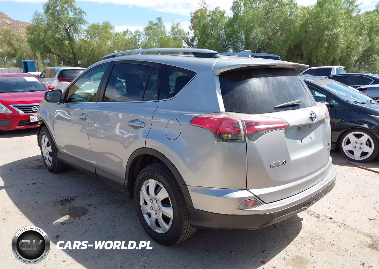 2017 Toyota Rav4 Le VIN:2T3BFREV5HW637800 - 3