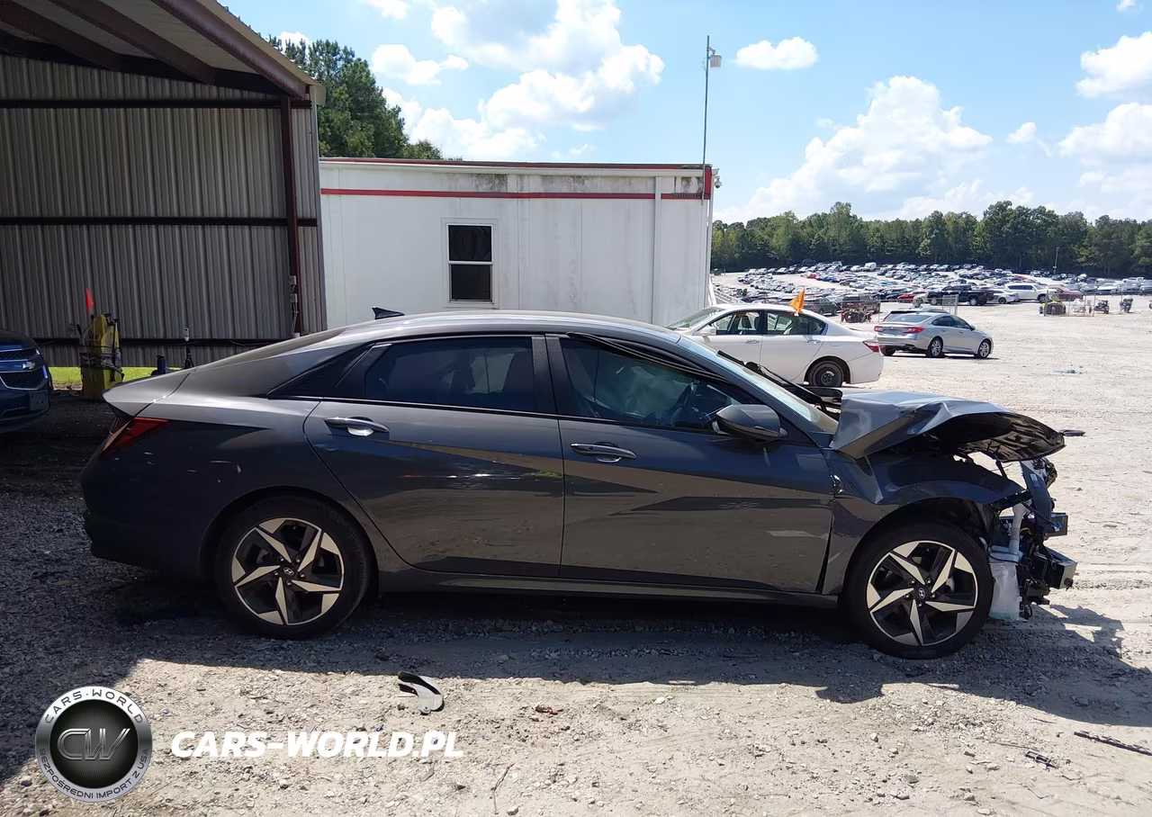 2023 Hyundai Elantra Sel VIN:KMHLS4AG5PU613935 - 13