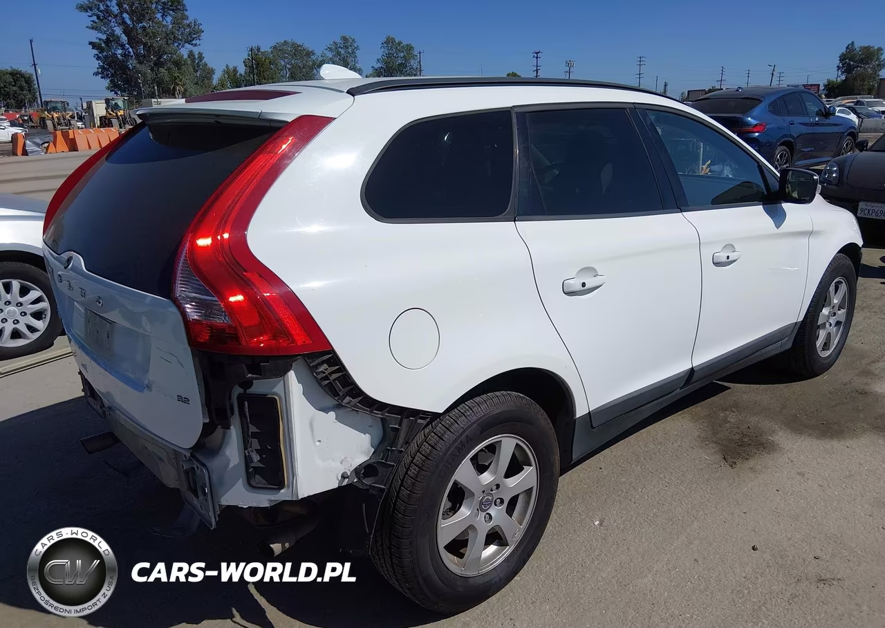 2010 Volvo Xc60 3.2 VIN:YV4960DL2A2064067 - 4