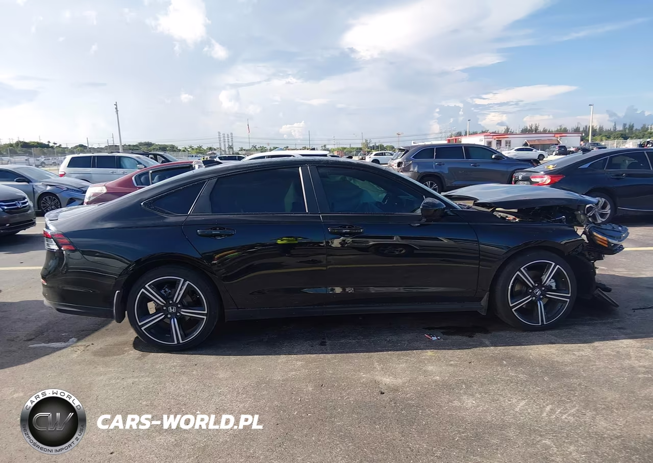 2026 Honda Accord Hybrid Sport VIN:1HGCY2F52TA043873 - 13