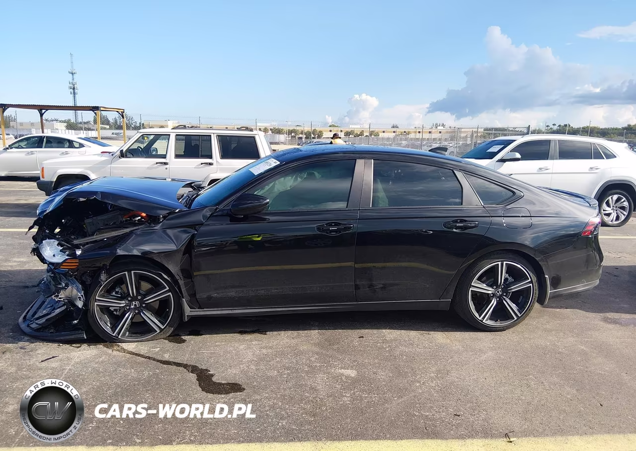2026 Honda Accord Hybrid Sport VIN:1HGCY2F52TA043873 - 14