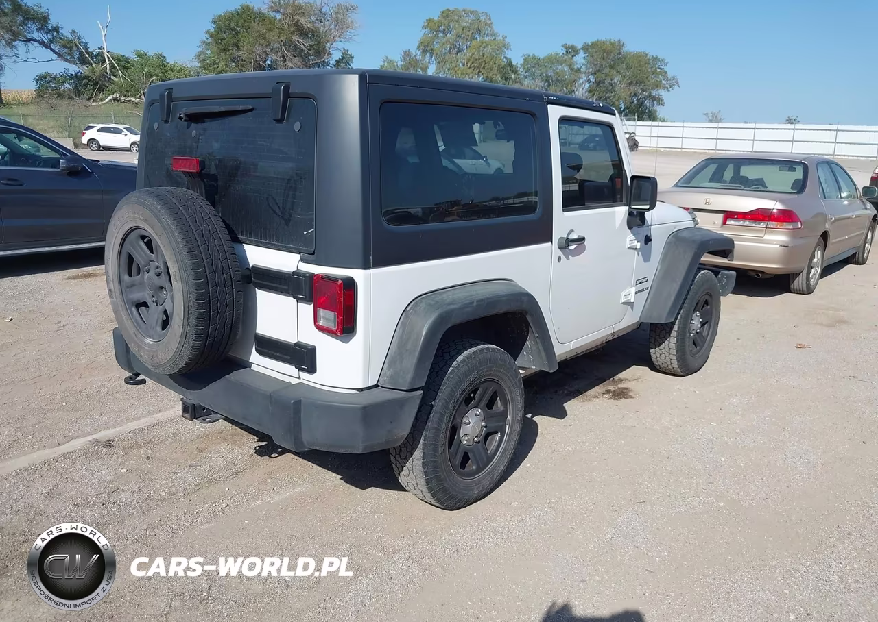 2012 Jeep Wrangler Sport VIN:1C4AJWAG2CL161324 - 4