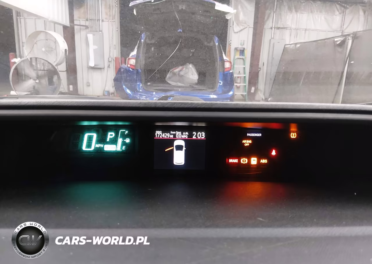 2013 Toyota Prius C One VIN:JTDKDTB36D1555105 - 7