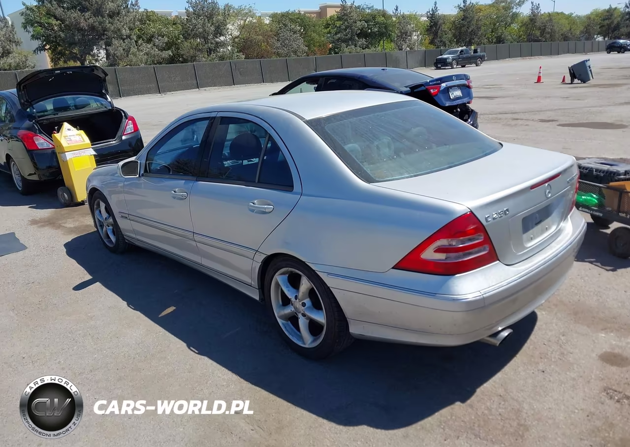 2004 Mercedes-Benz C 230 Kompressor Sport-Sport VIN:WDBRF40J94A626425 - 3
