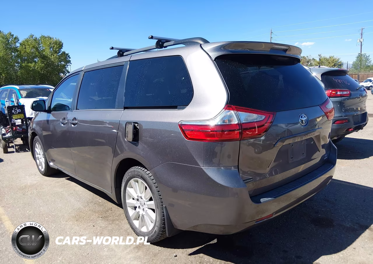 2015 Toyota Sienna Le 7 Passenger VIN:5TDJK3DC7FS112000 - 3