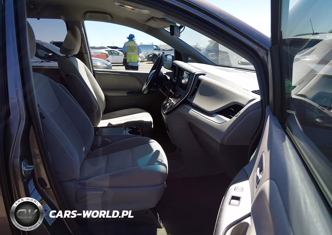 2015 Toyota Sienna Le 7 Passenger VIN:5TDJK3DC7FS112000 - 5