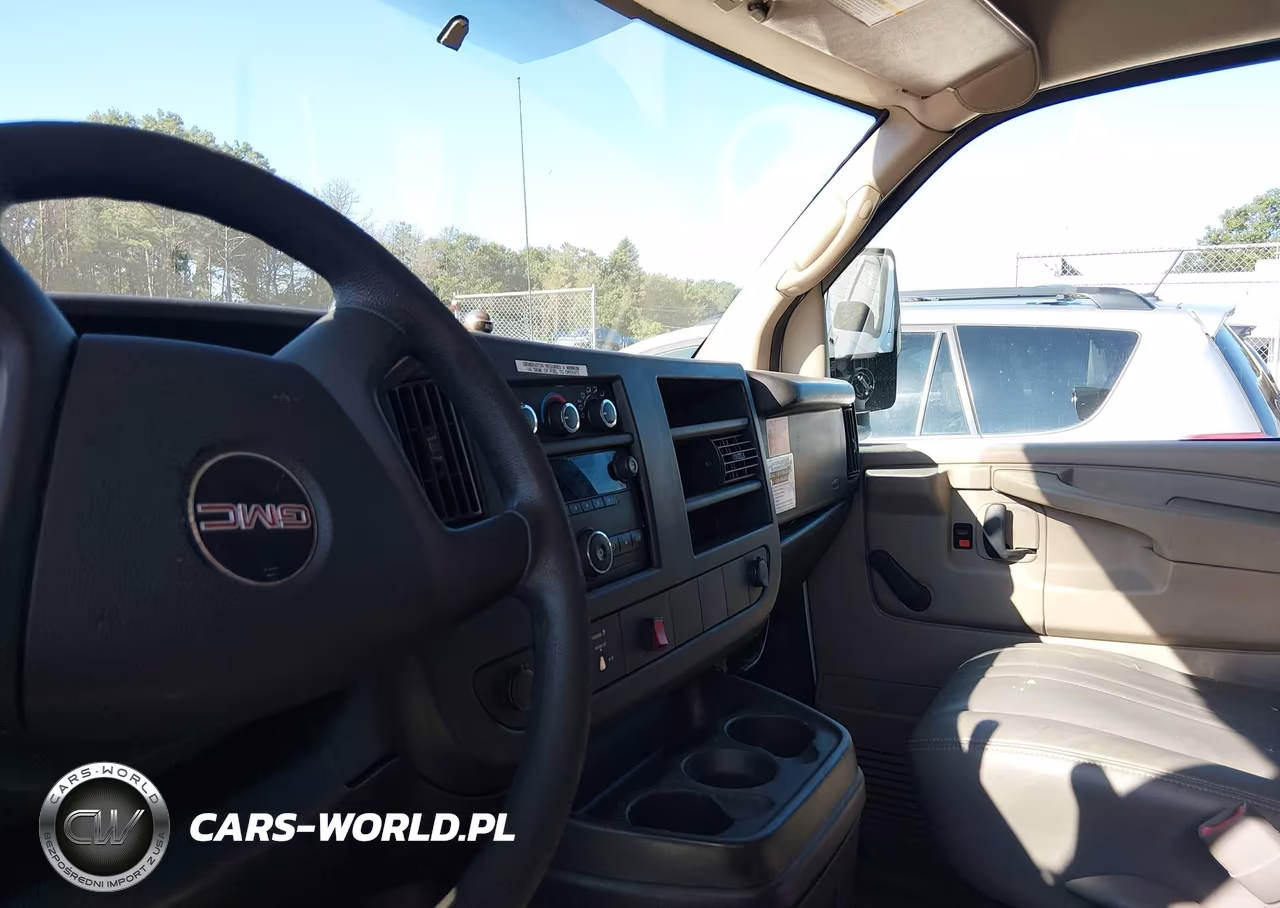 2009 GMC Savana Cutaway Work Van VIN:1GDJG31KX91123809 - 7