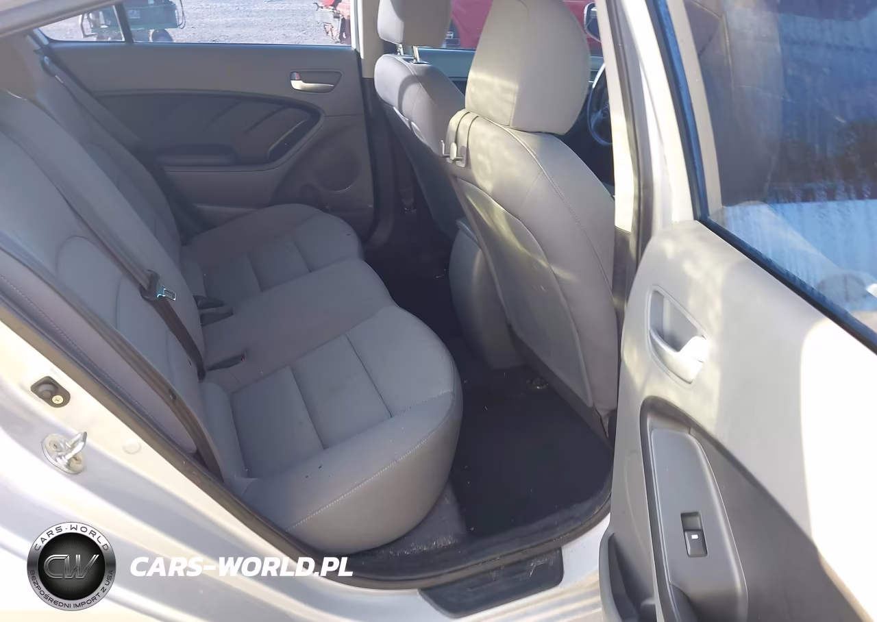 2017 Kia Forte Lx VIN:3KPFK4A79HE038191 - 8