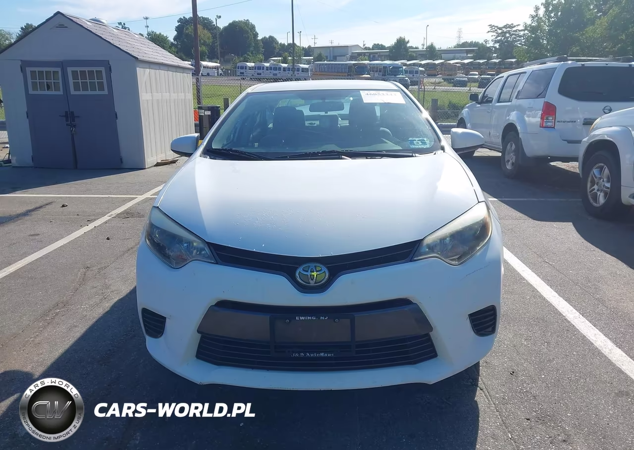 2016 Toyota Corolla Le VIN:2T1BURHE0GC599810 - 12