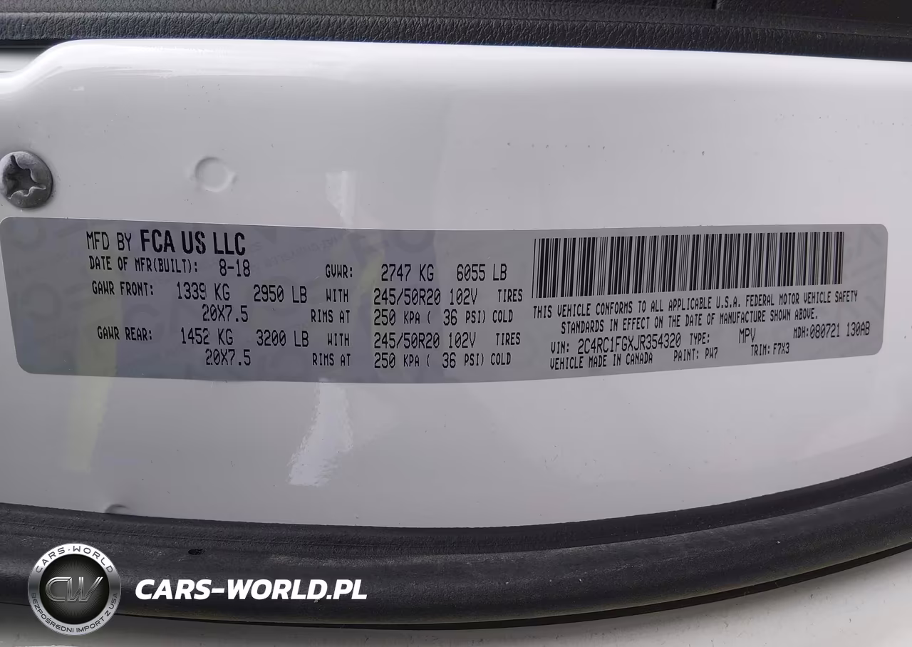 2018 Chrysler Pacifica Touring Plus VIN:2C4RC1FGXJR354320 - 9