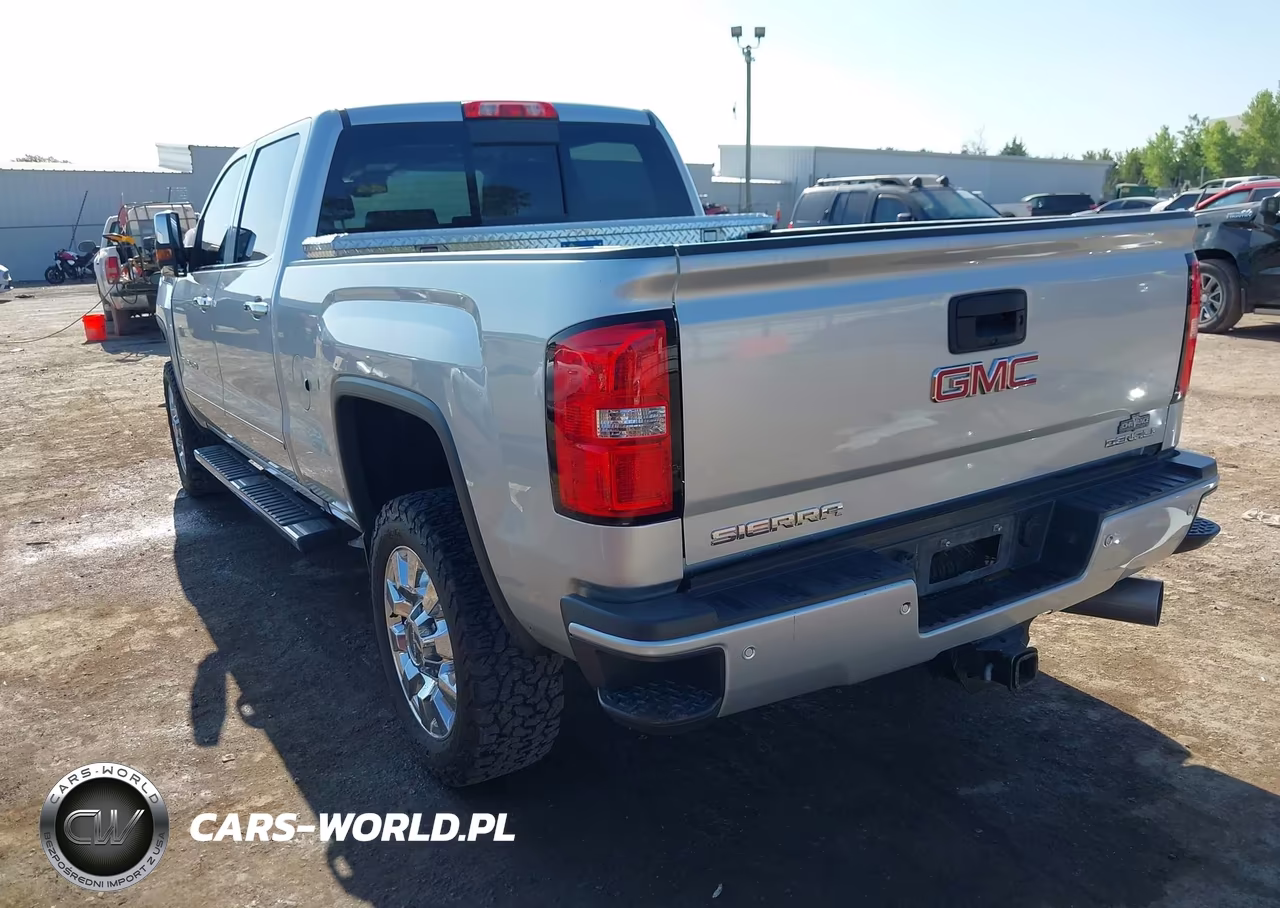2017 GMC Sierra 2500Hd Denali VIN:1GT12UEY8HF224047 - 3