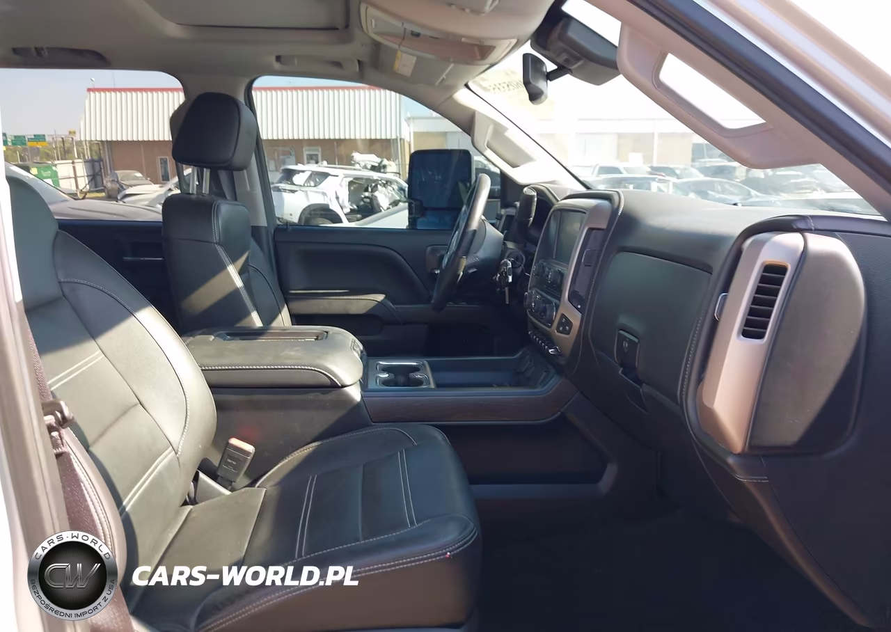 2017 GMC Sierra 2500Hd Denali VIN:1GT12UEY8HF224047 - 5
