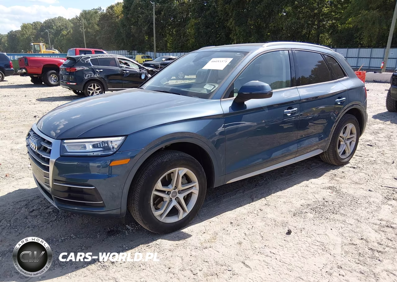 2018 Audi Q5 2.0T Premium-2.0T Tech Premium VIN:WA1ANAFY1J2100813 - 2