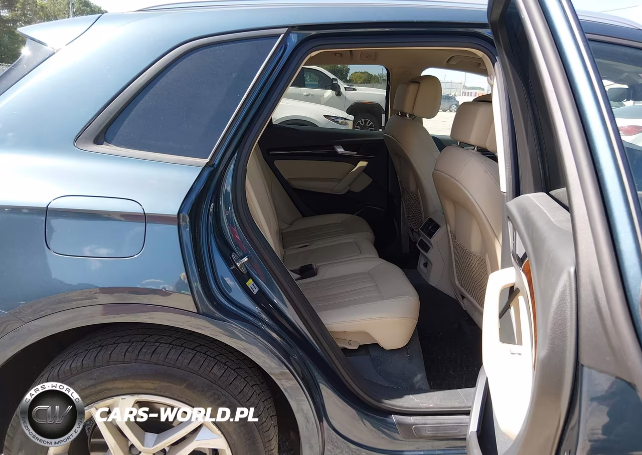 2018 Audi Q5 2.0T Premium-2.0T Tech Premium VIN:WA1ANAFY1J2100813 - 8