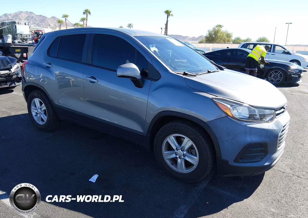 2020 Chevrolet Trax Fwd Ls VIN:3GNCJKSB5LL331742 - 1